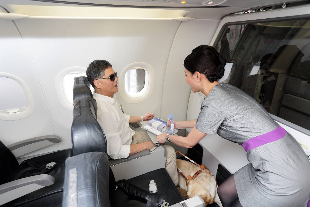 HK Express Honours International Guide Dog Day in Support of Flight Accessibility