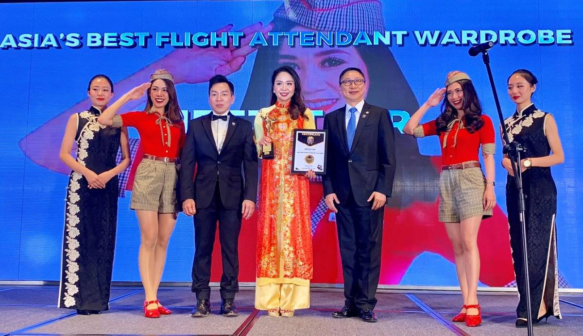 Vietjet Wins “Asia’s Best Flight Attendant Wardrobe” 2018