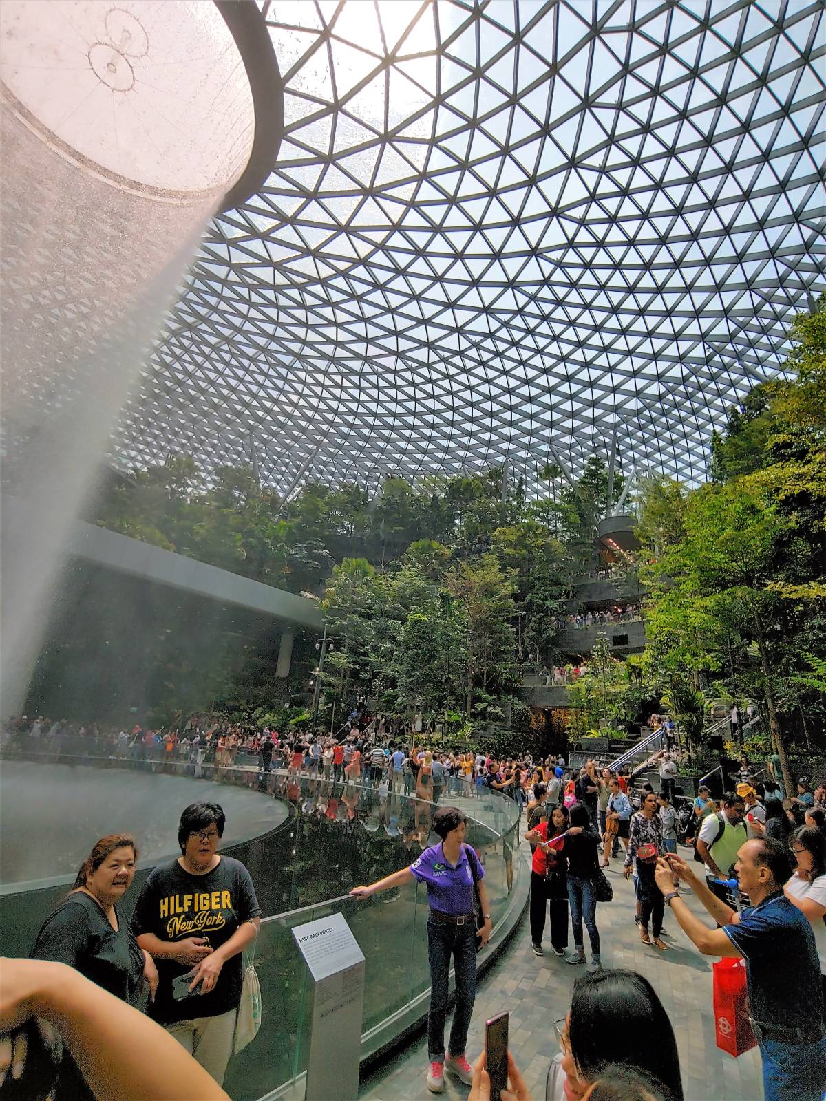 SINGAPOREANS FLOCK TO JEWEL CHANGI AIRPORT ON ITS OPENING WEEKEND