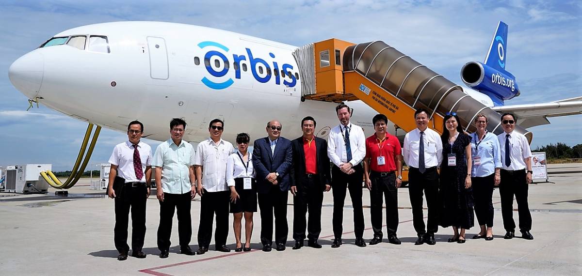 Vietjet Partners with Flying Eye Hospital to Bring Sight to Millions of Patients