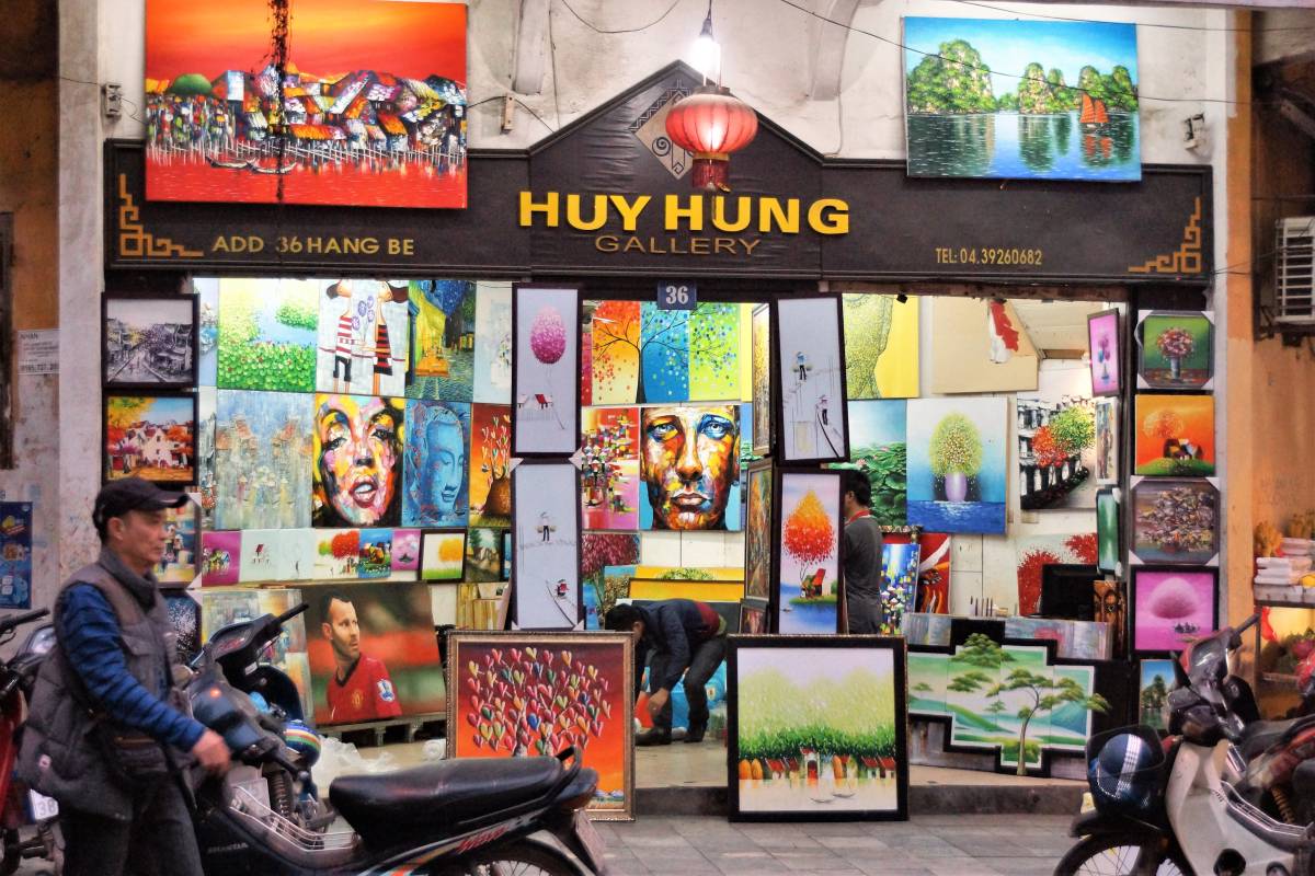 Hanoi - City of Romance, Temples, Markets & Cafes