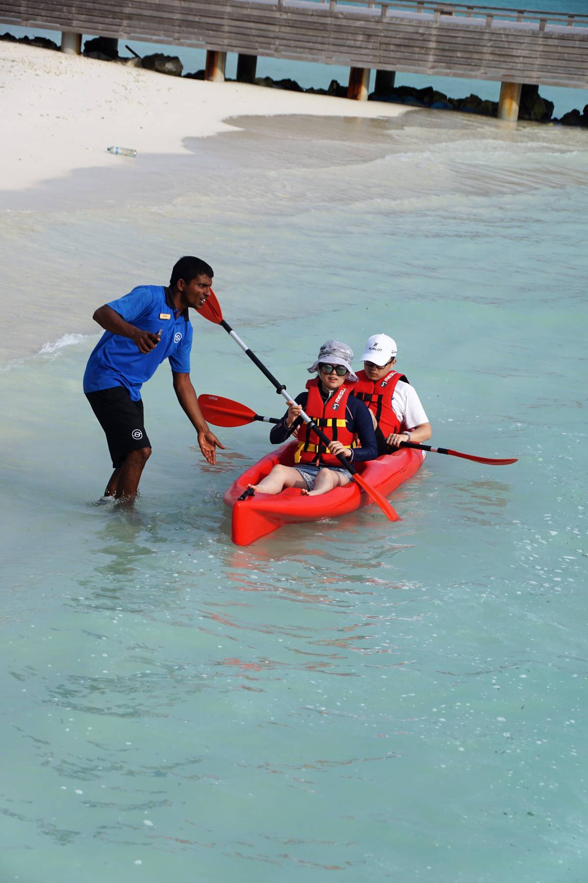 SIRRU FEN FUSHI OFFERS LUXURIOUS INDULGING COMFORT IN THE MALDIVES