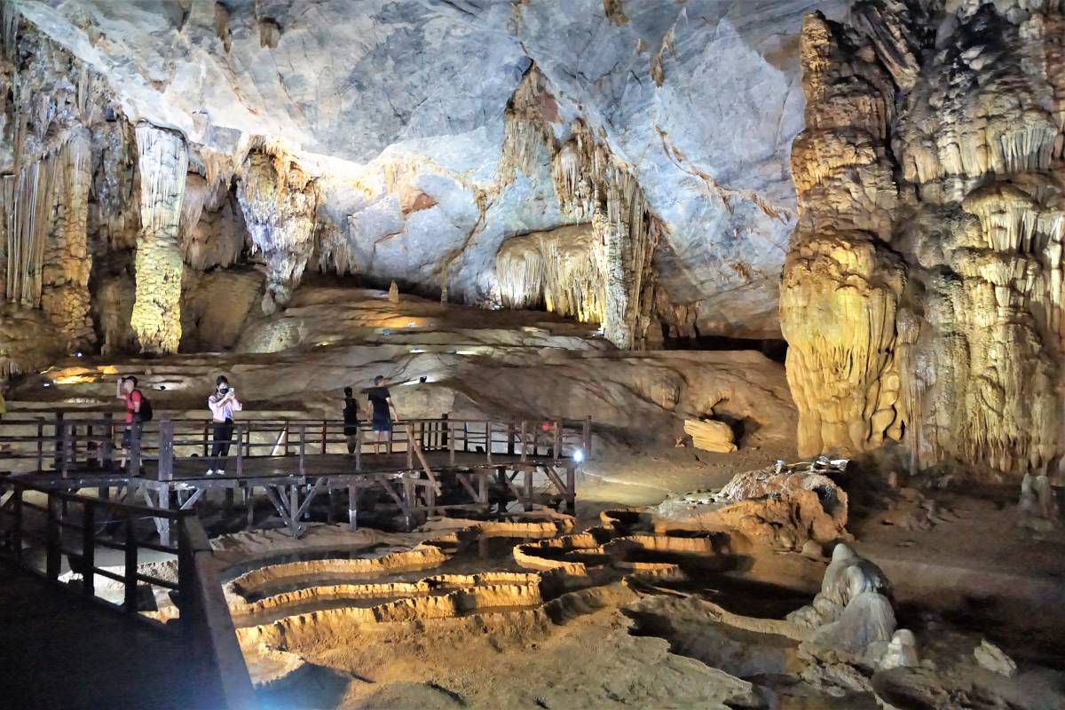 CAVES OF CENTRAL VIETNAM in QUANG BINH