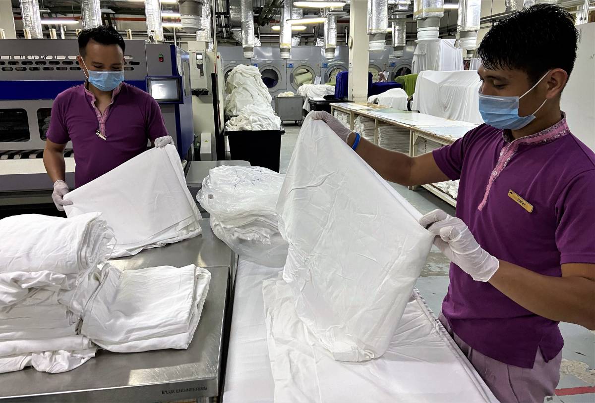Shangri-La Partners With Diversey to Upcycle 12,500kg of Hotel Linen Into Half-a-million Reusable Face Masks for the Vulnerable