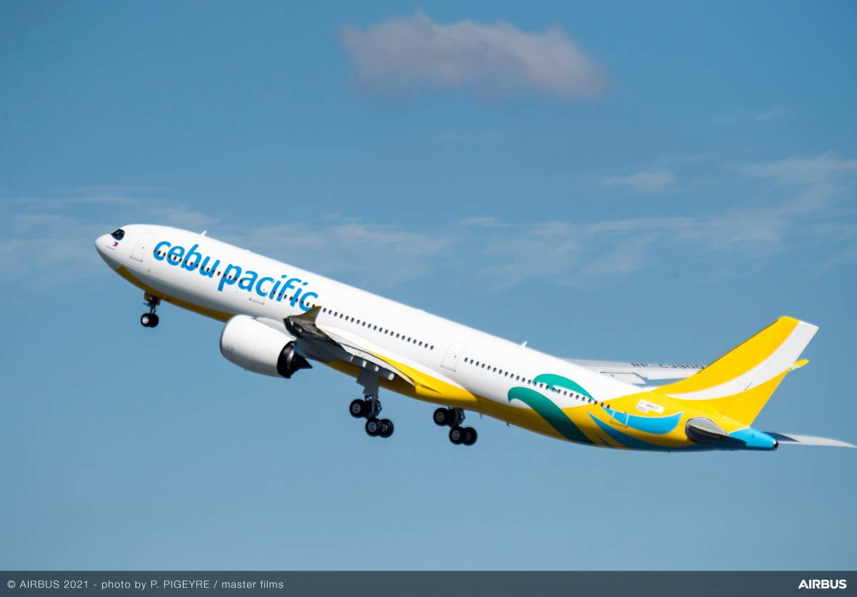 Cebu Pacific receives its first A330neo  