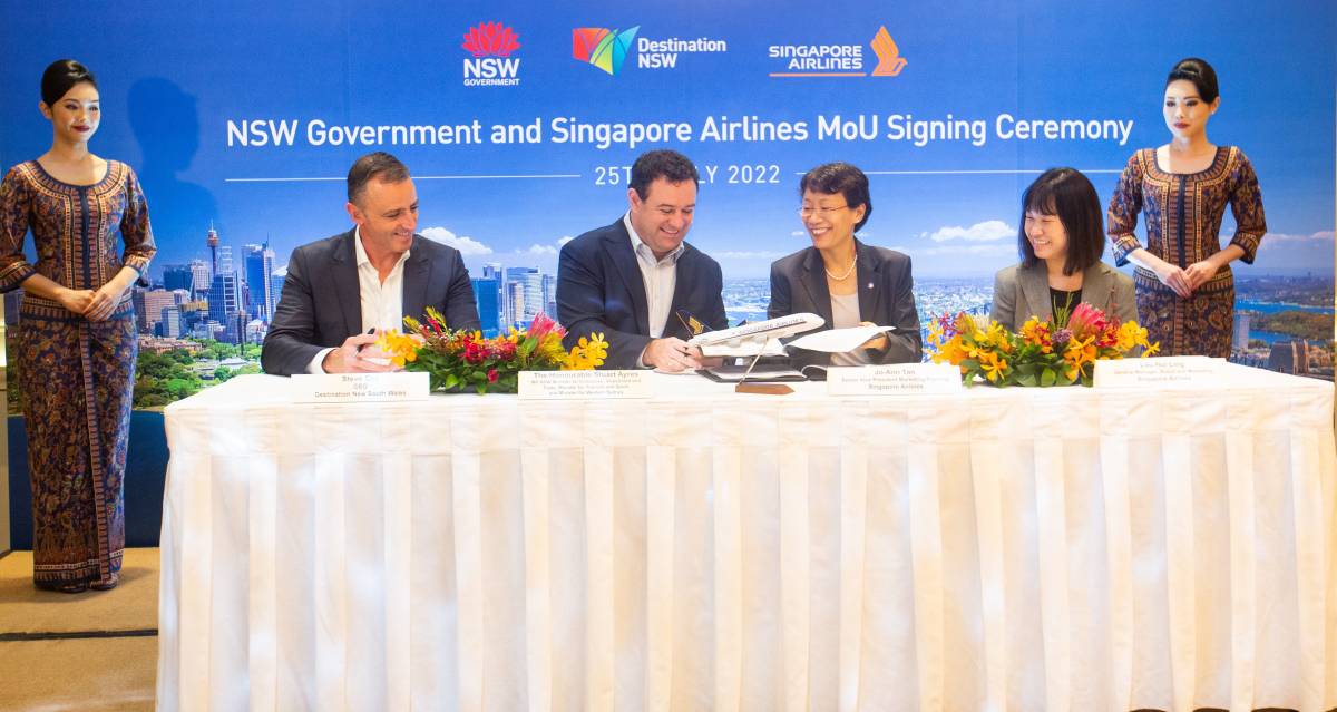 To Rebuild Travel the NSW Government and Singapore Airlines Sign MoU