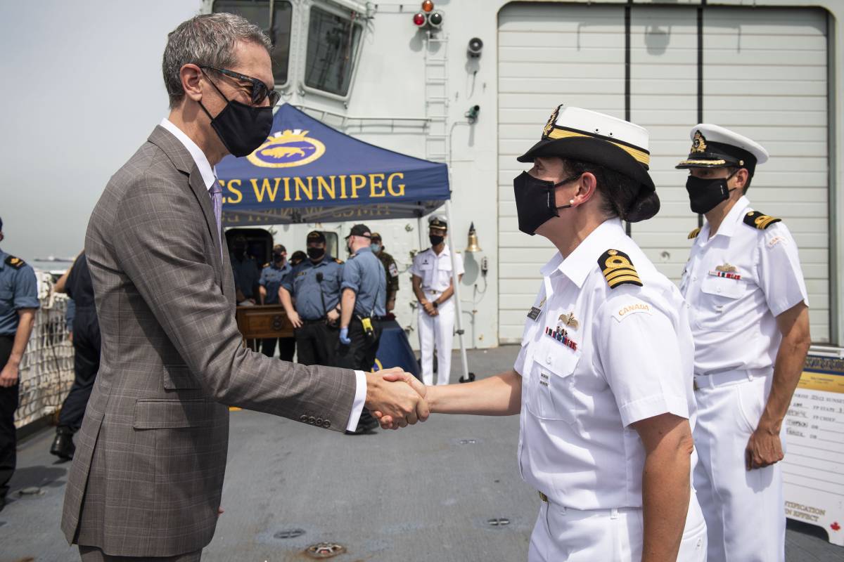Canadian Frigate HMCS Winnipeg Arrives in Singapore for a Seven-Day Visit