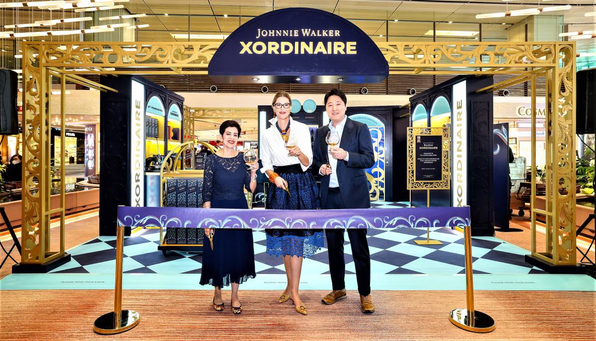 Johnnie Walker Unveils Blue Label Xordinaire In Singapore Changi Airport - The New Travel Retail Exclusive Launches First In APAC