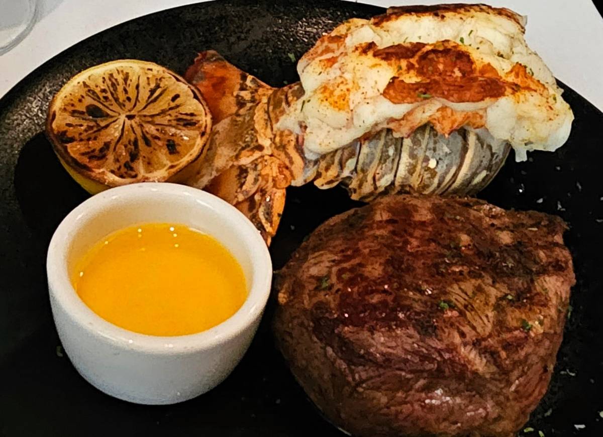 Morton’s Steak and Seafood Sunday Lunch is a Real Treat