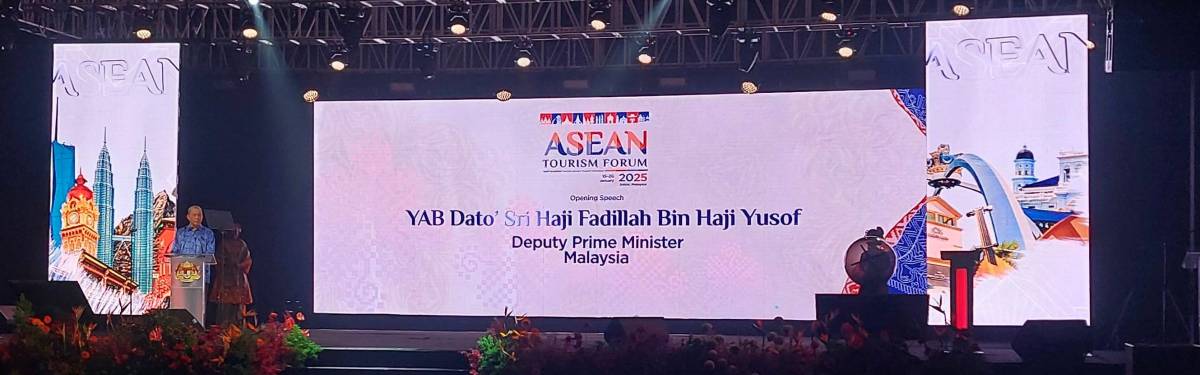 ASEAN Seeks Unity in Motion