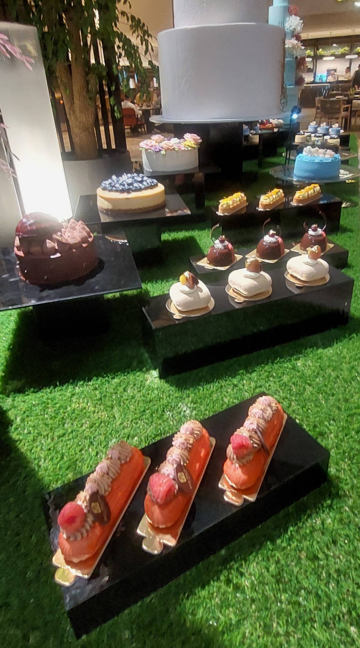 Chef Edina Si joins Pan Pacific Singapore as Executive Pastry Chef