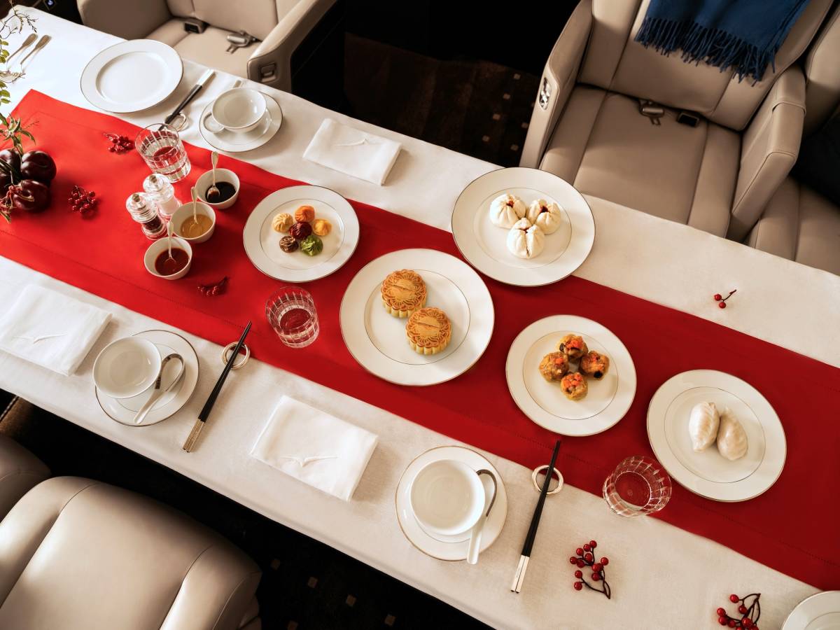 VistaJet Presents Mid-Autumn Festival Mooncake Mixology at 45,000 Feet