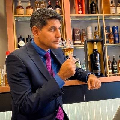 GLENFIDDICH CELEBRATES LAUNCH OF LIMITED EDITION BOTTLINGS WITH SINGAPORE CITY TAKEOVER 
