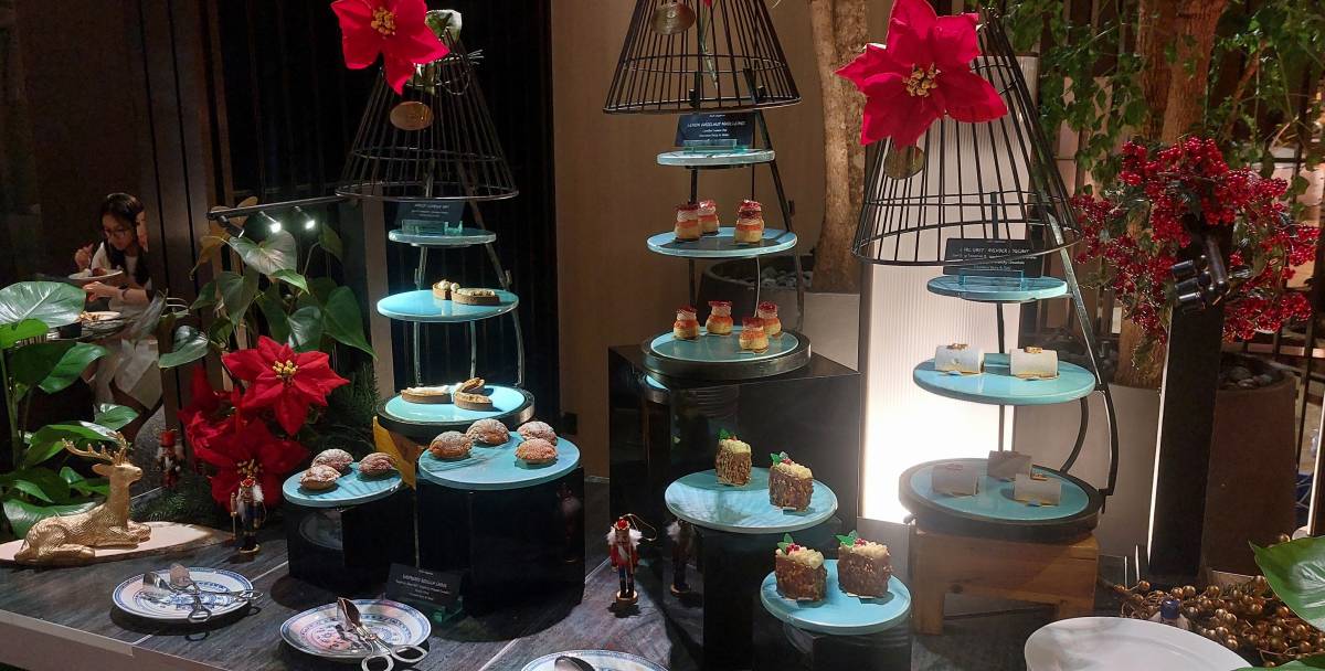 The Weekend Festive Afternoon Tea at Pan Pacific Singapore