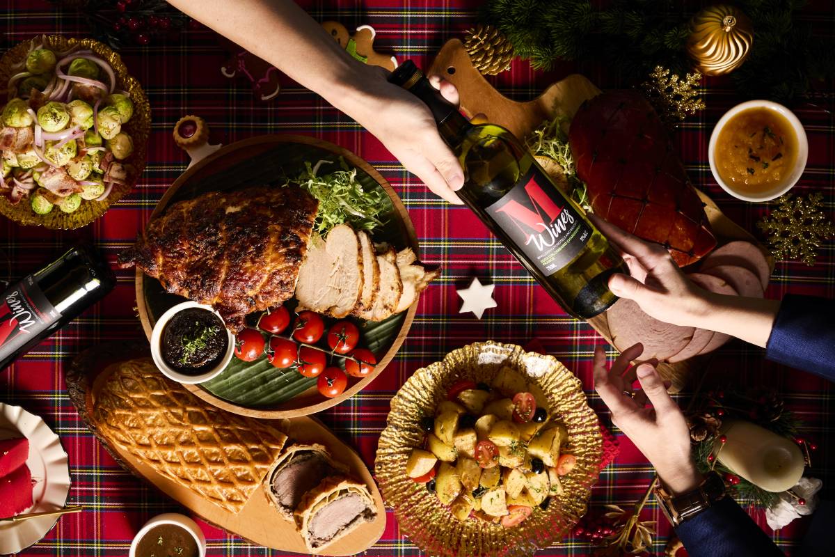 Christmas Feasting & Staycations: Indulgent Holiday Dining and Luxe Experiences
