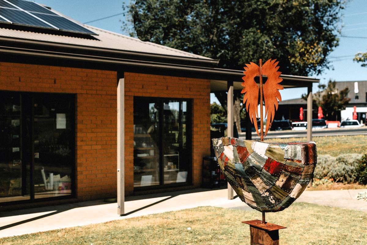 Sculpture Takes Flight at Neerim Artsfest