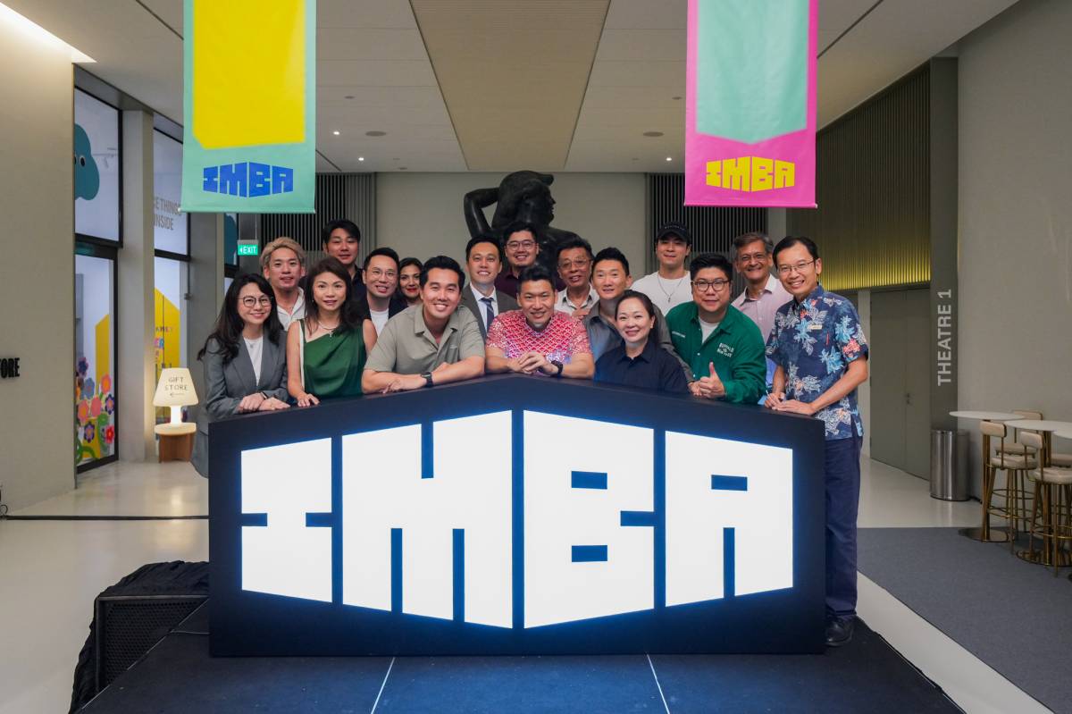 IMBA Theatre at Gardens by the Bay Marks its Grand Opening with Presentations of Botero and David Hockney 