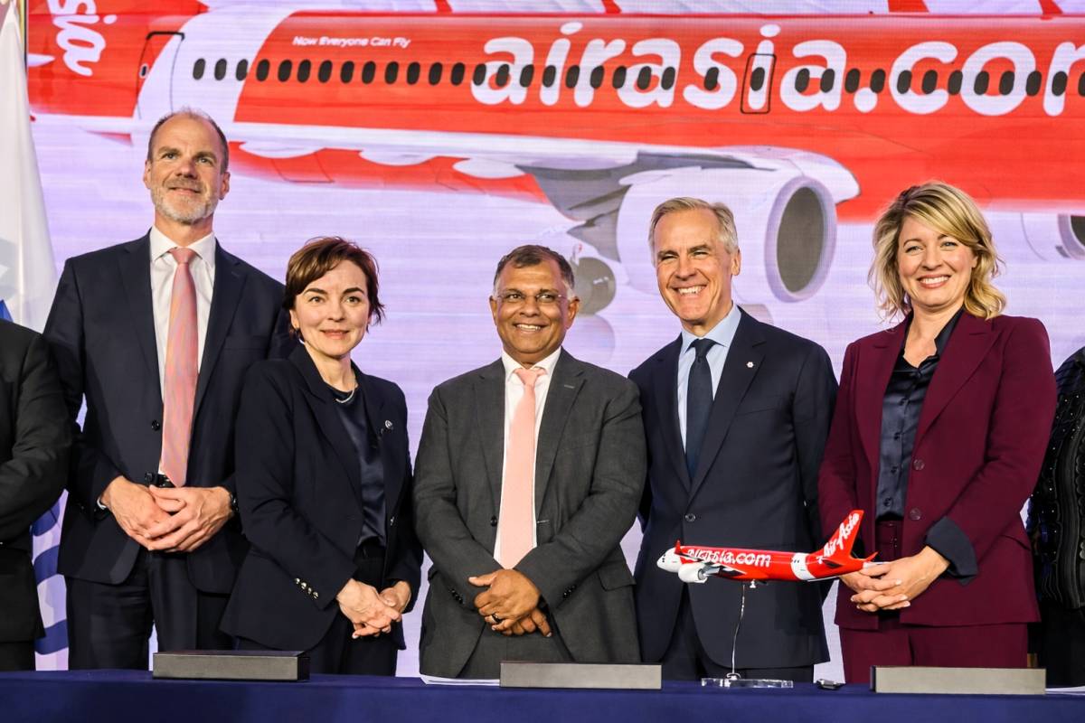 AirAsia X makes history with record order for 150 Airbus A220s, with options for another 150