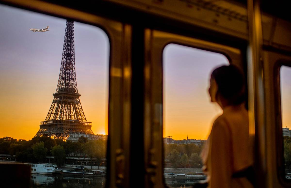 Etihad Takes Double the A380 Magic to Paris
