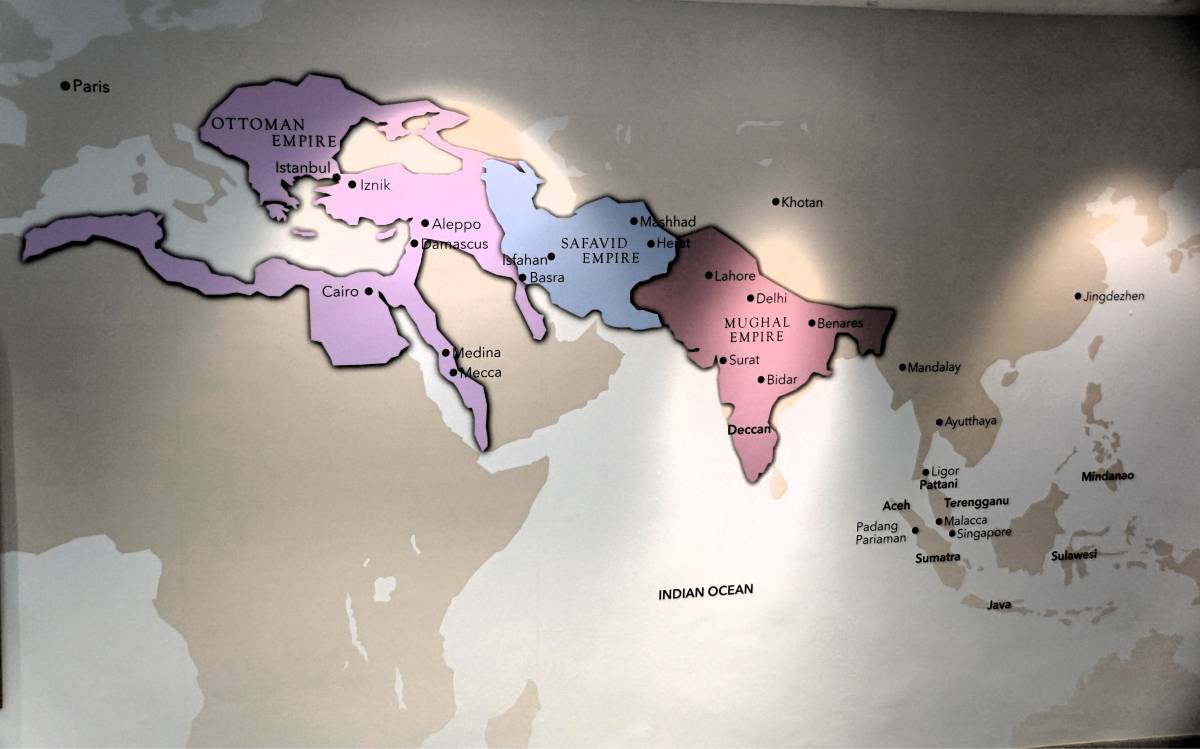 Masterpieces of Islamic Art from the Musée du Louvre Travel to Singapore 