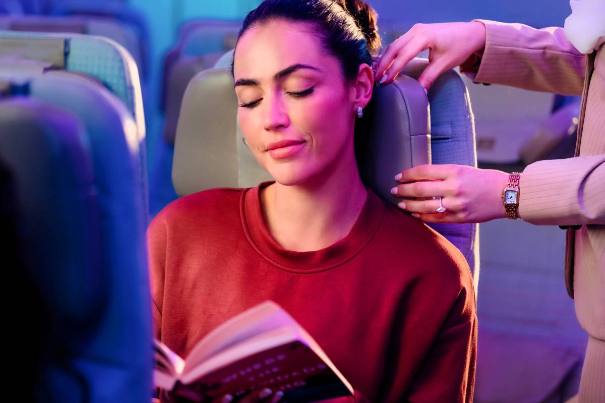 Emirates Redefines Economy Class Journeys with World’s First U-Dream Headrest