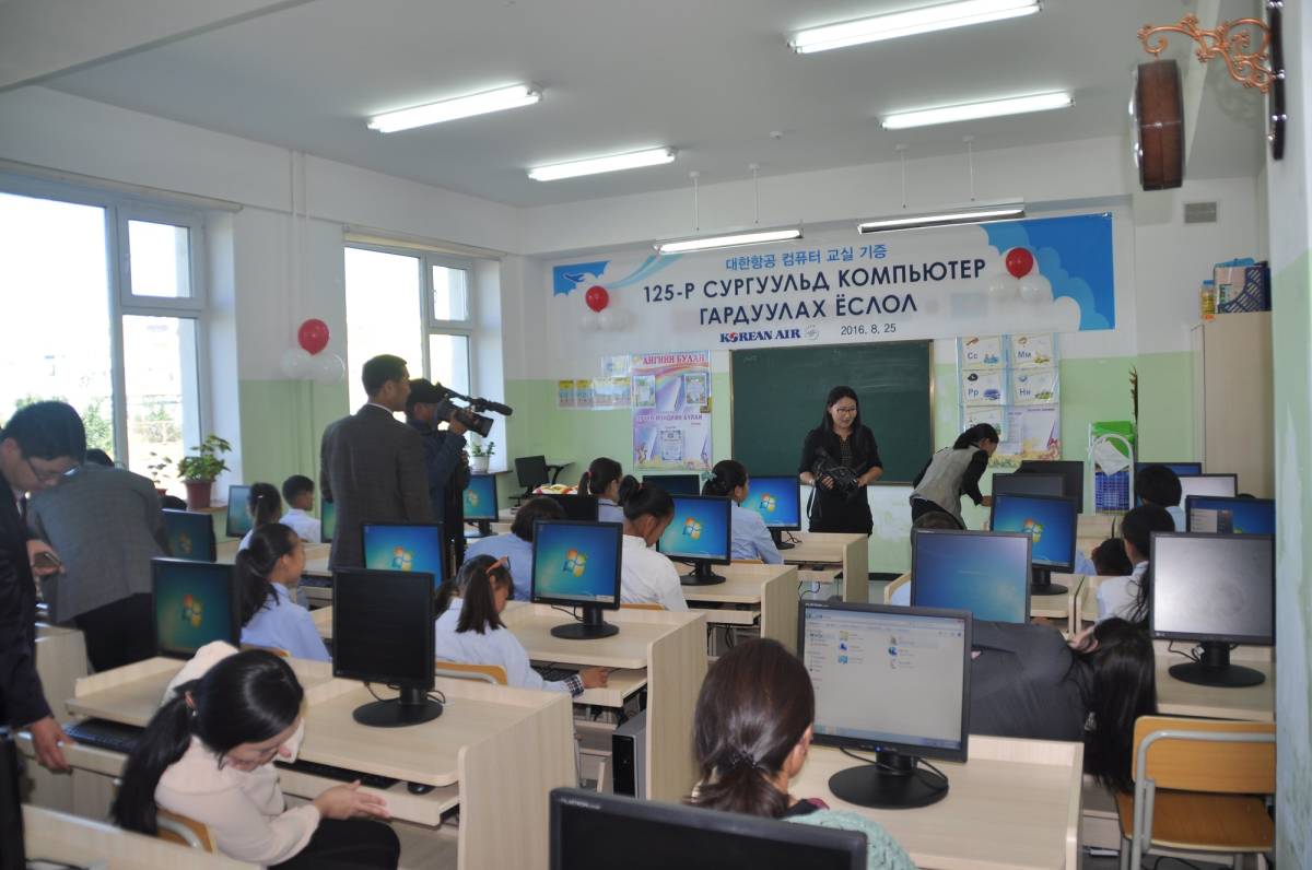 Korean Air Continues to Support Communities Around the World