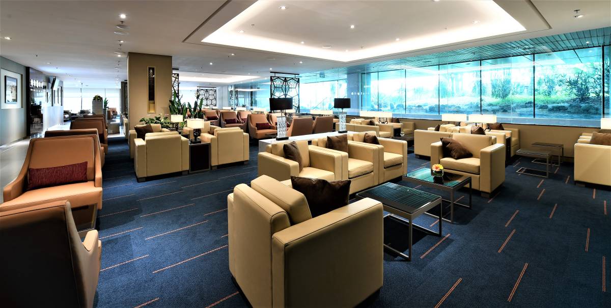 Emirates Re-Opens First and Business Class Lounge at Changi Airport, Singapore